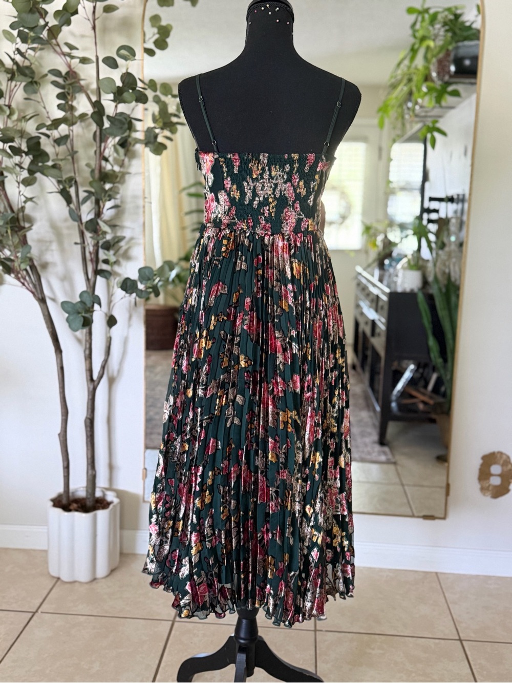 VERB Pallavi Singhee Plissé Pleated Sequin Embellished Smocked Corset Midi Dress - Picture 7 of 16
